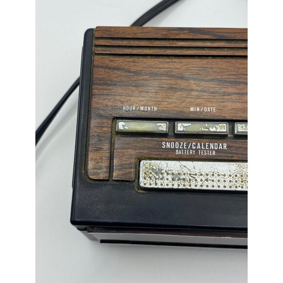 Vintage Cosmo Time Solid State Alarm Clock Radio Woodgrain Finish 1970s Retro St - Picture 5 of 14